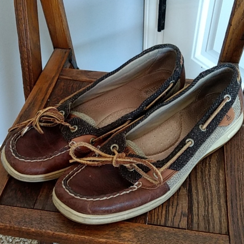 Women's Size 12 Sperry Boat Shoes